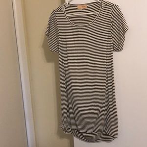 Otis & MacLain T-shirt dress